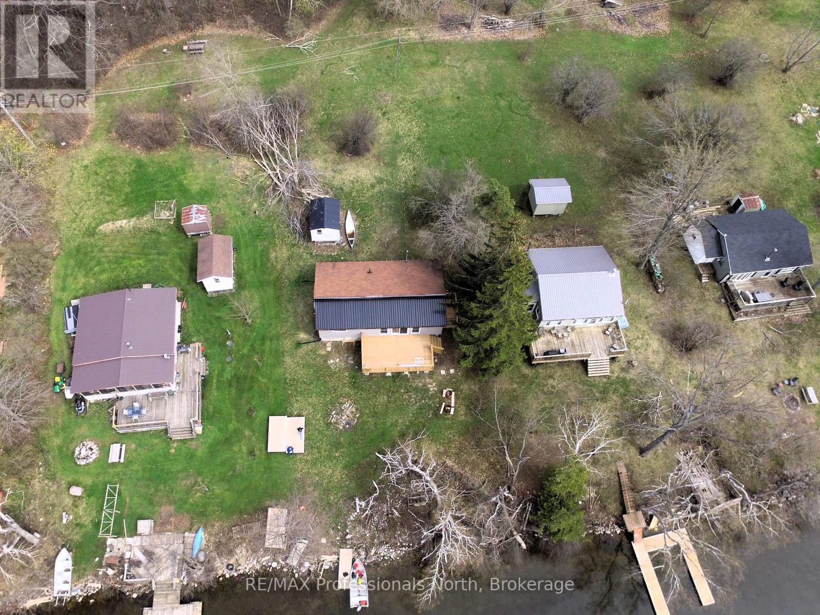 53 Long Island Property Photo 28