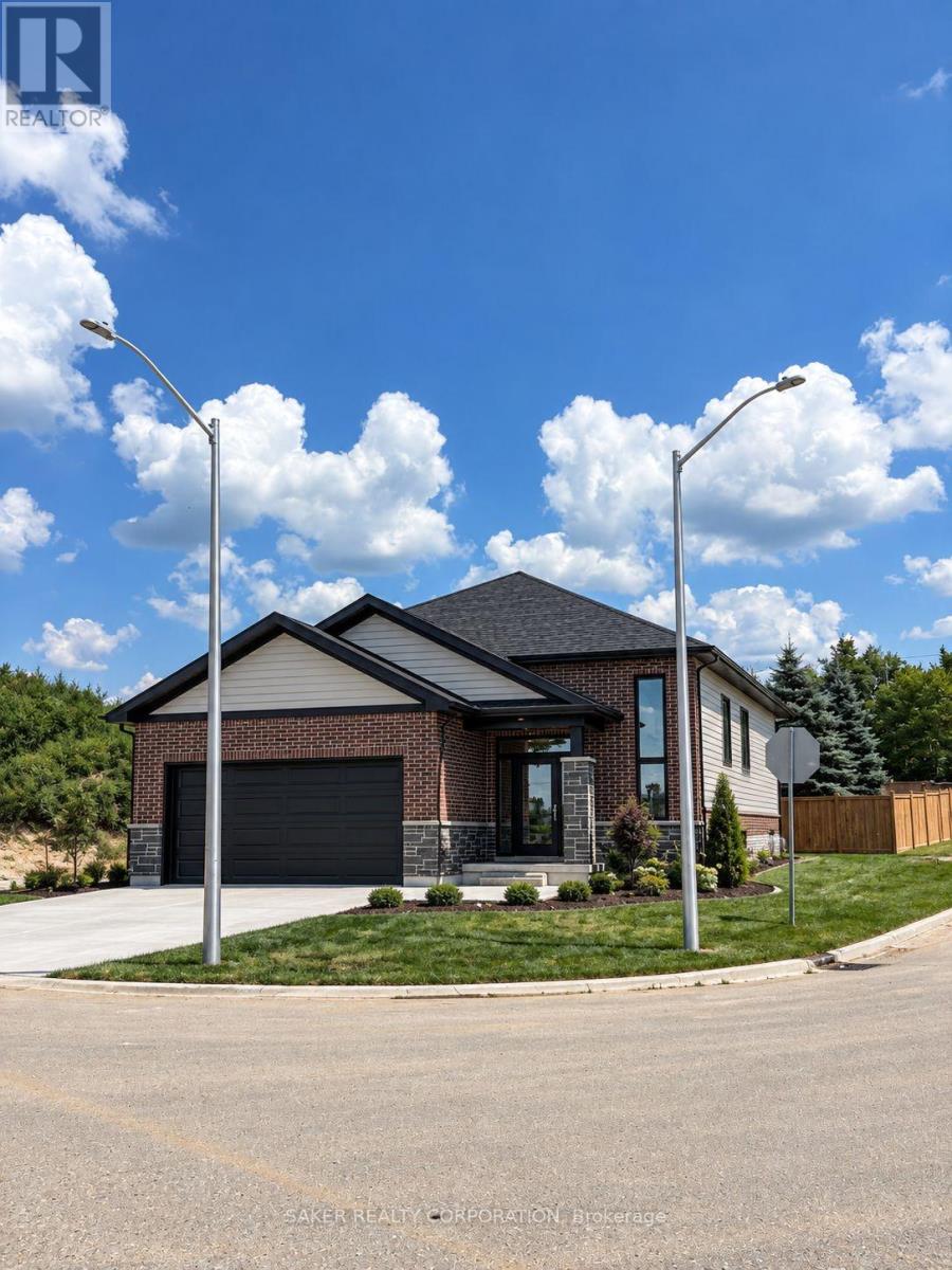 547 Regent Street Property Photo 1