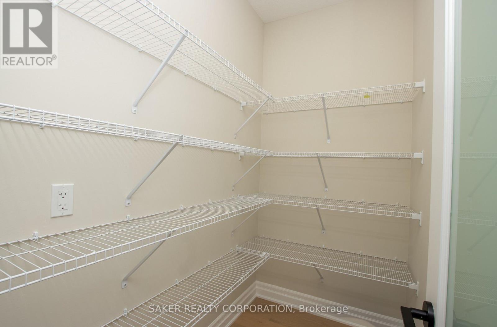 547 Regent Street Property Photo 7