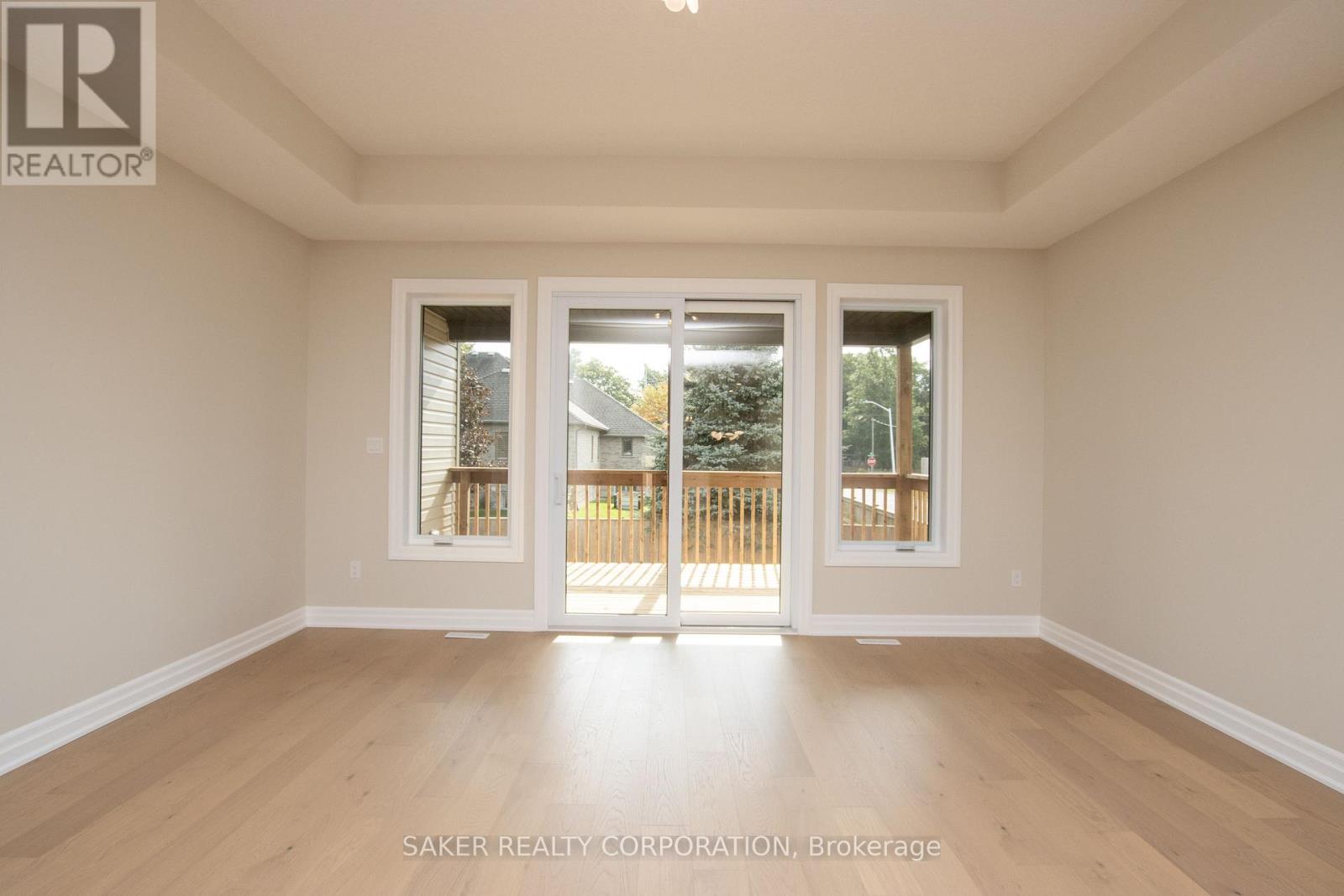 547 Regent Street Property Photo 8