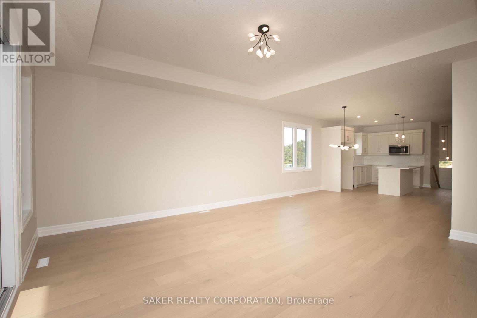 547 Regent Street Property Photo 10