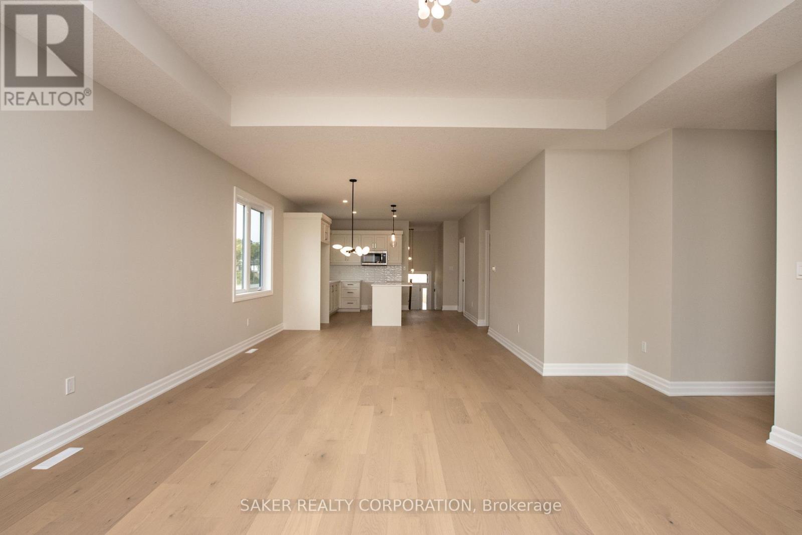 547 Regent Street Property Photo 11