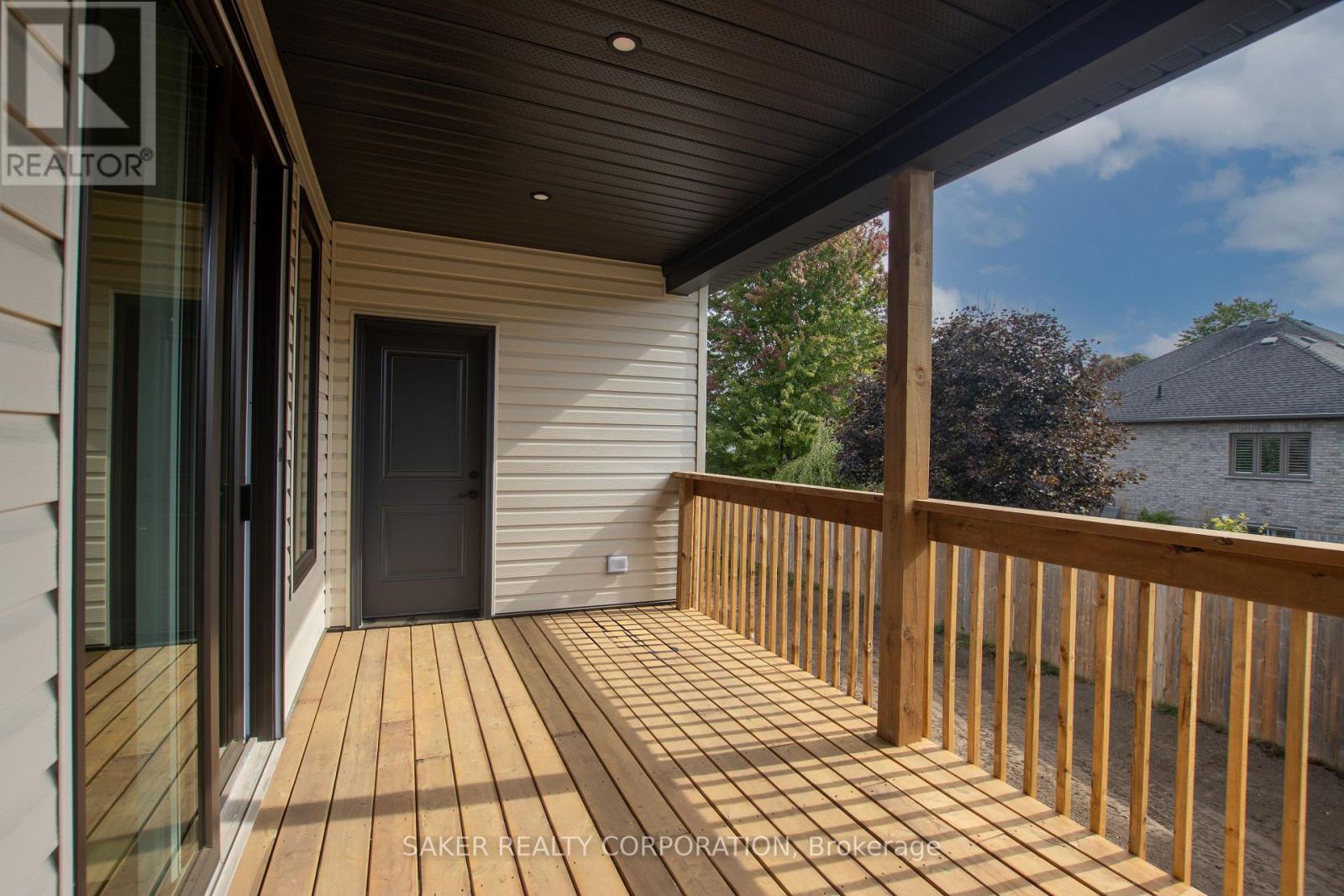547 Regent Street Property Photo 12