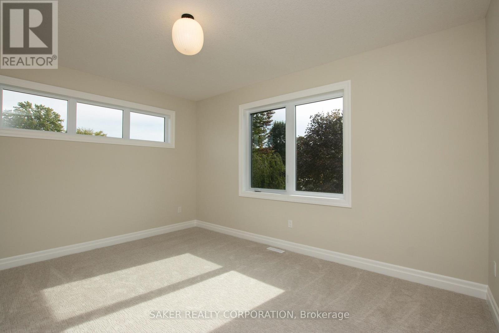 547 Regent Street Property Photo 27