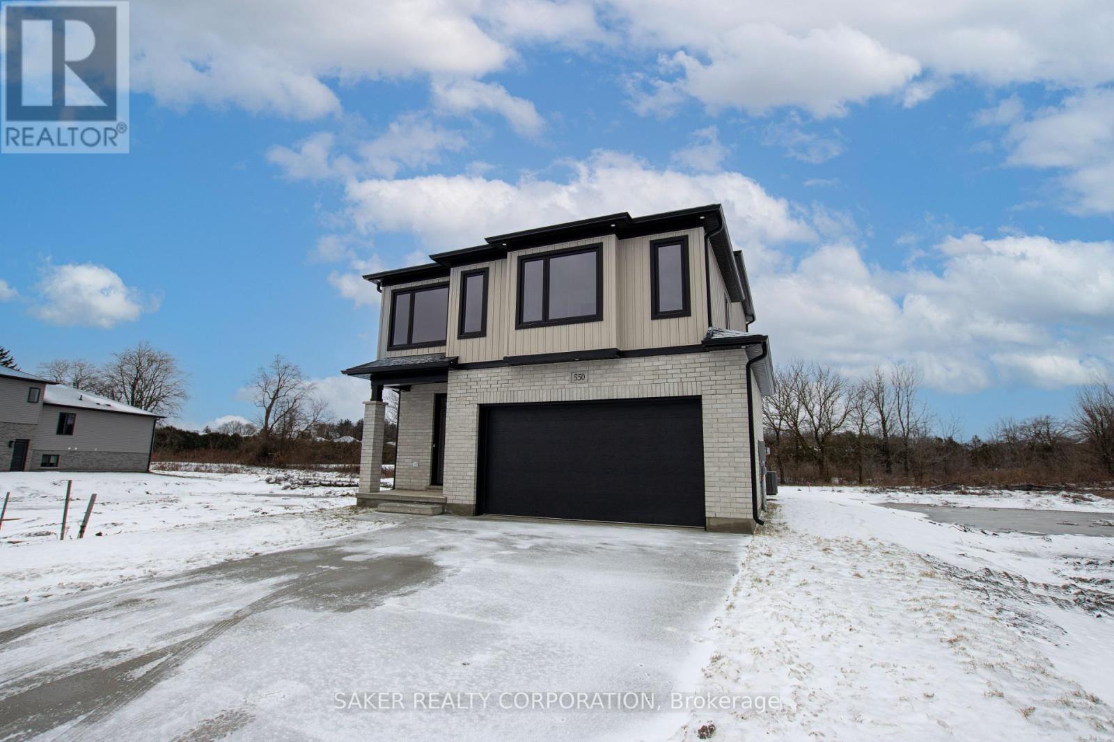 536 Regent Street Property Photo 2