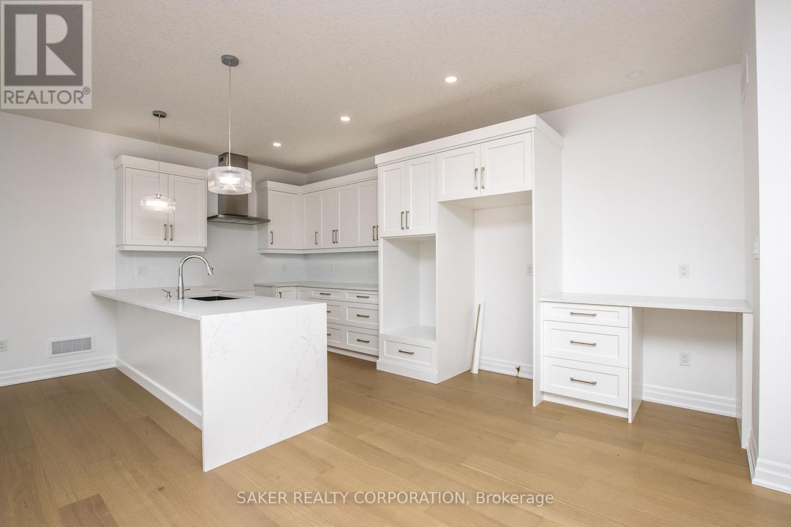 536 Regent Street Property Photo 7