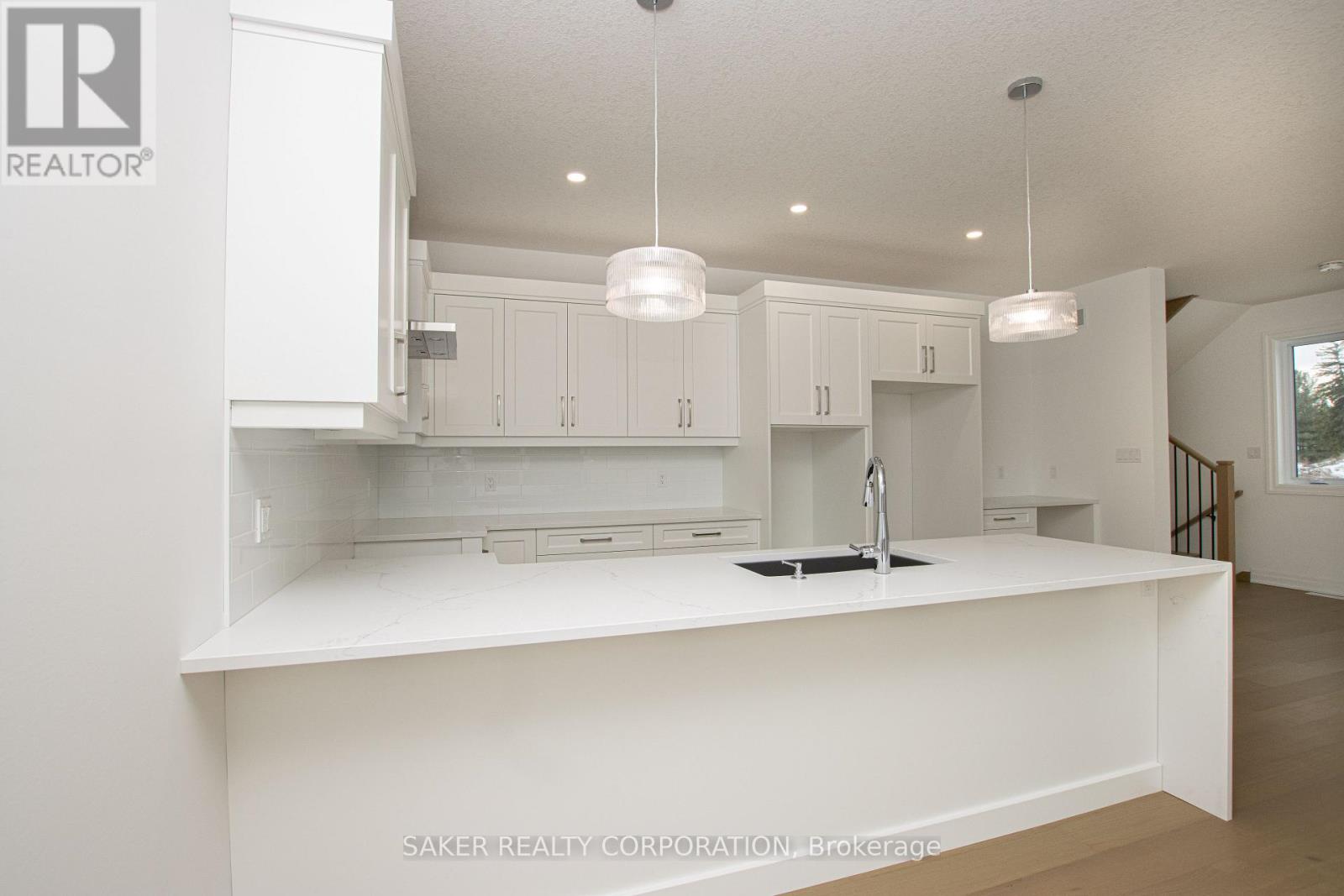 536 Regent Street Property Photo 18