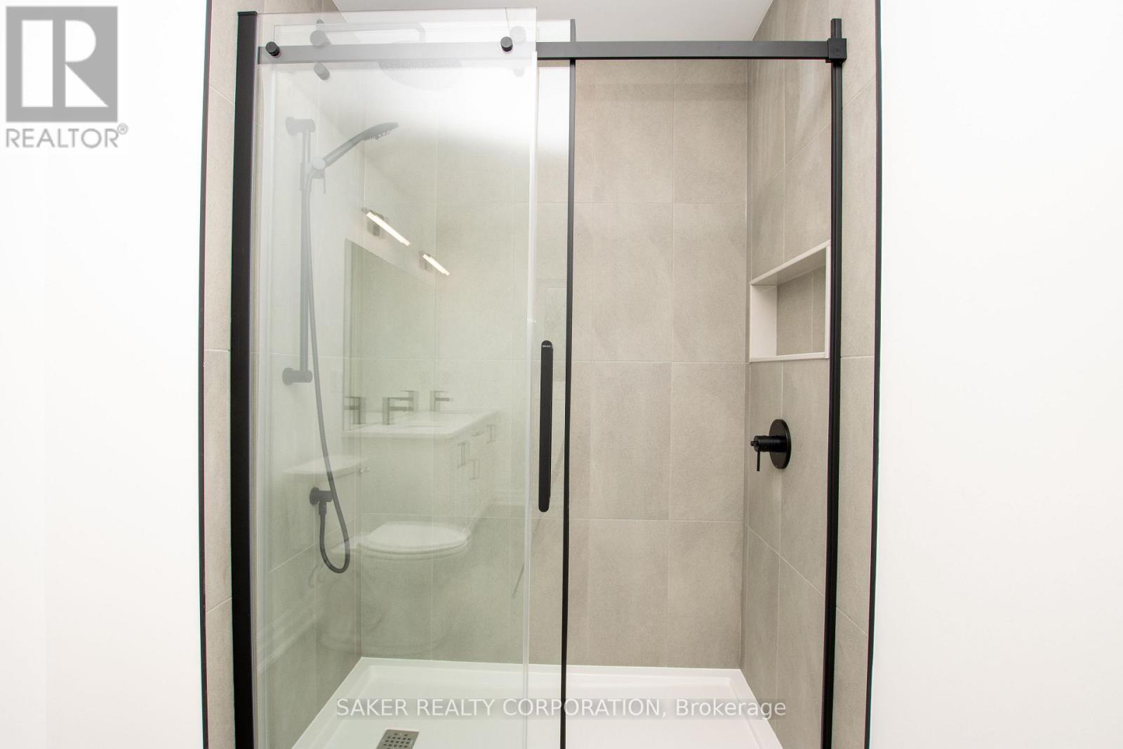 536 Regent Street Property Photo 39