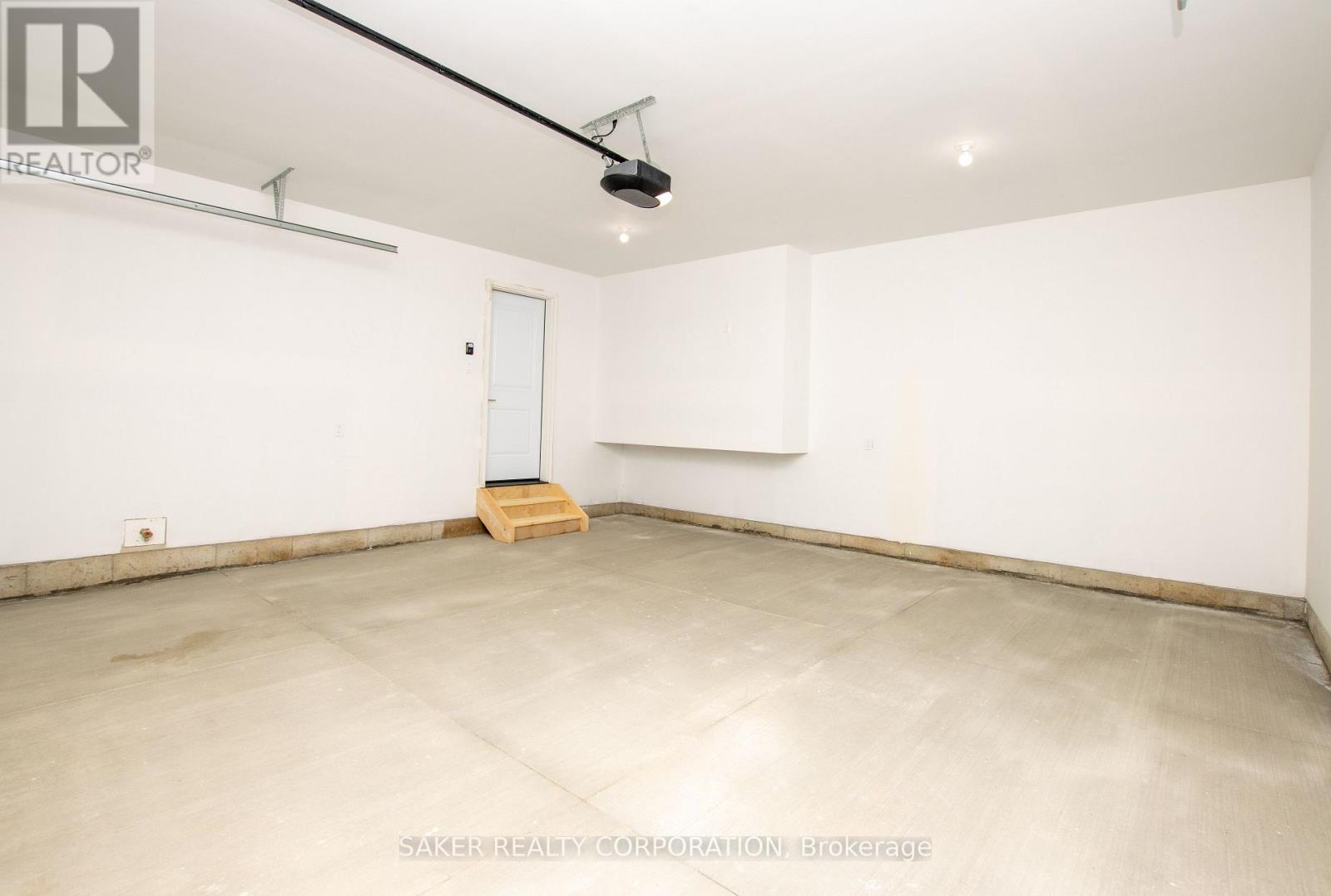 536 Regent Street Property Photo 47
