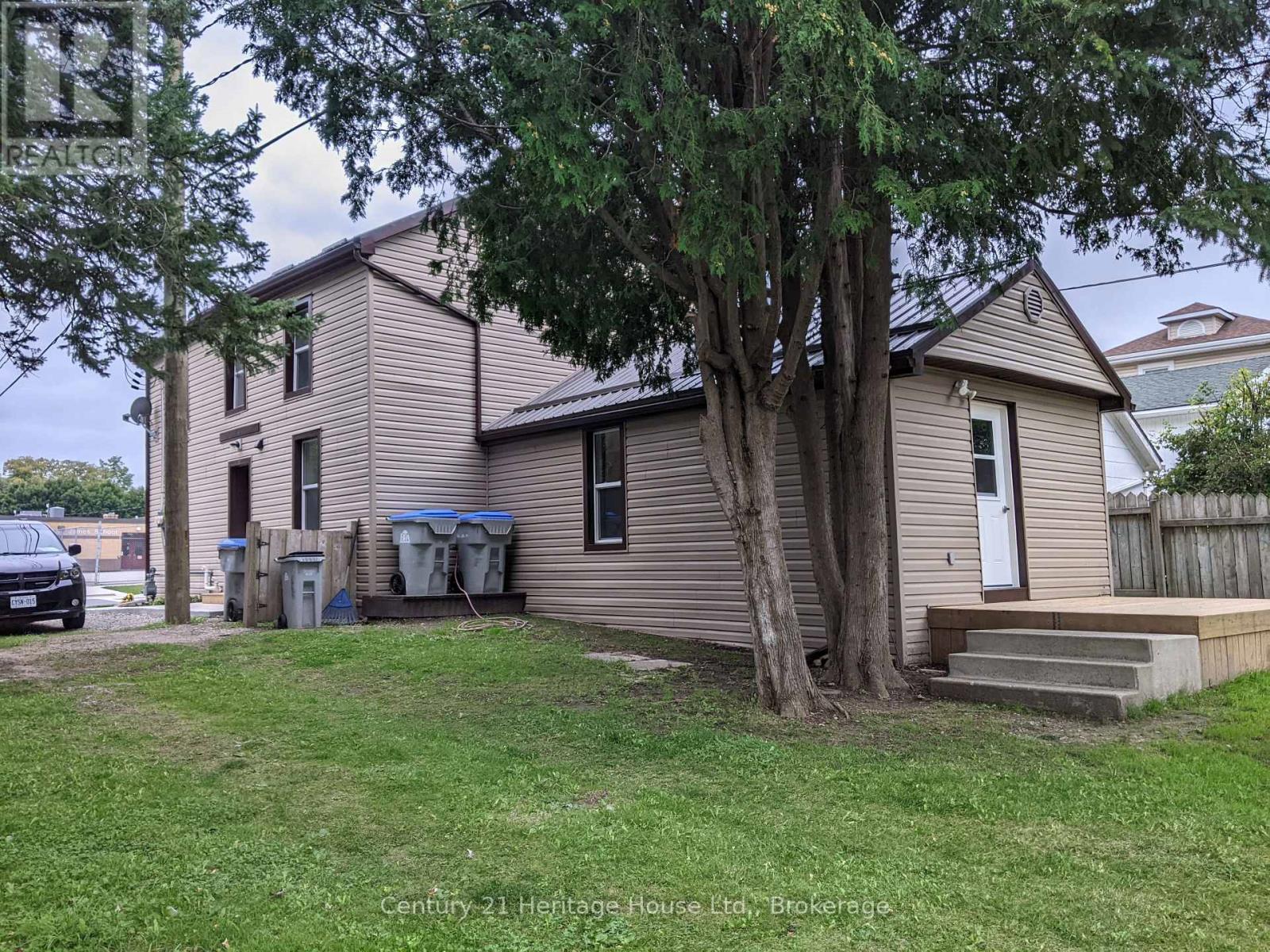 50 Goderich Street E Property Photo 2