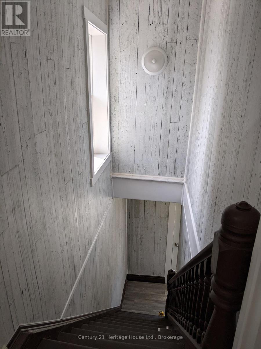 50 Goderich Street E Property Photo 9