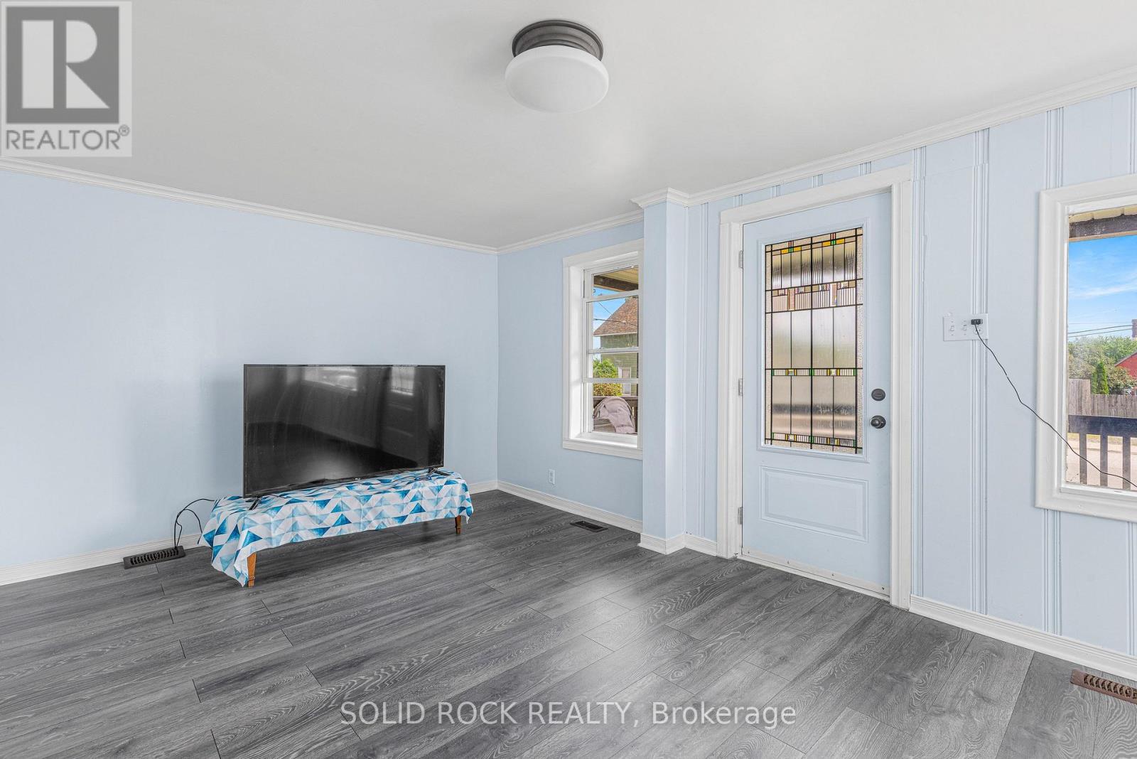 3022 John Street Property Photo 21