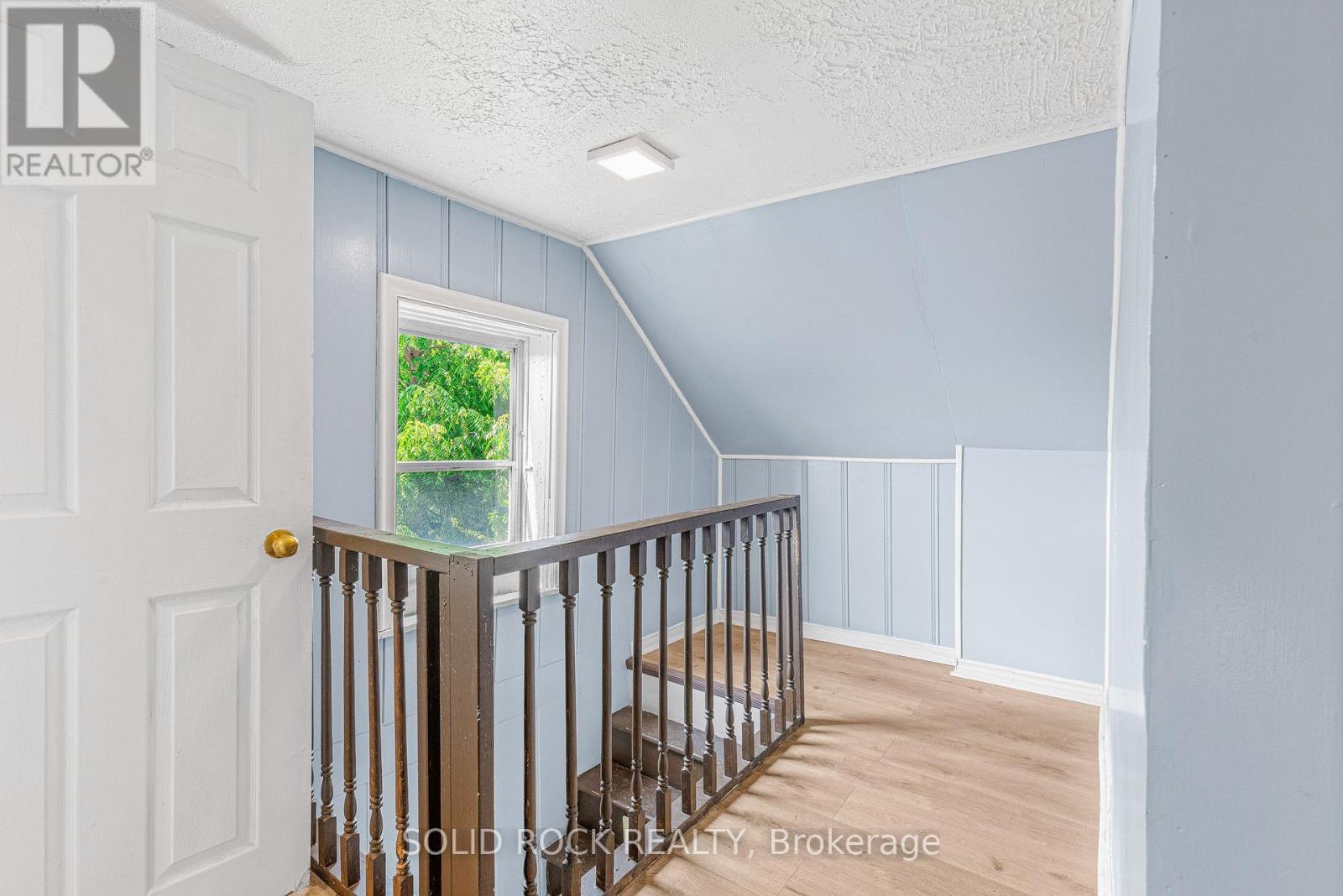 3022 John Street Property Photo 28
