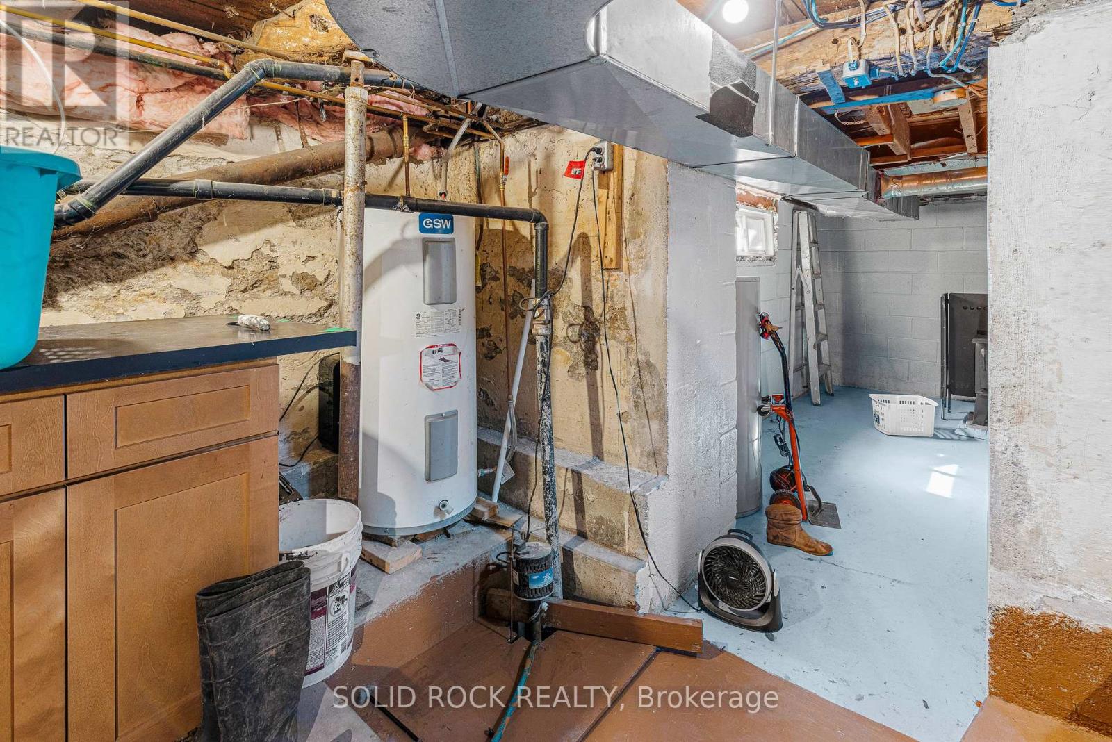 3022 John Street Property Photo 40