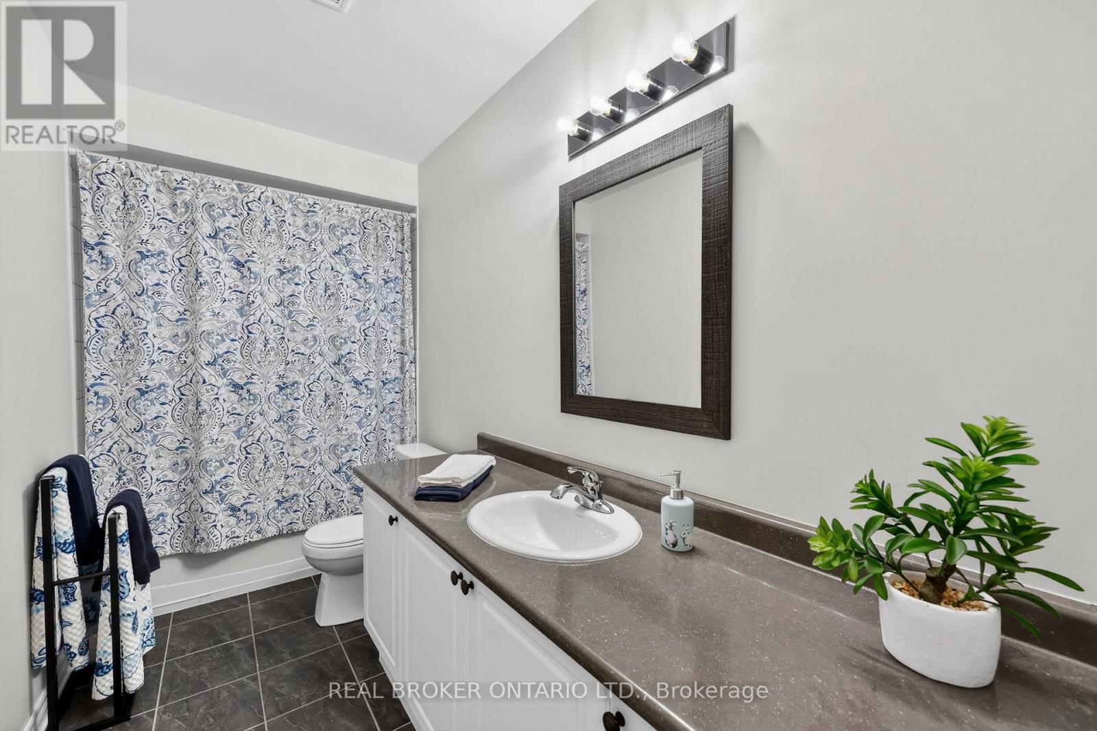 12 Masters Crescent Property Photo 21