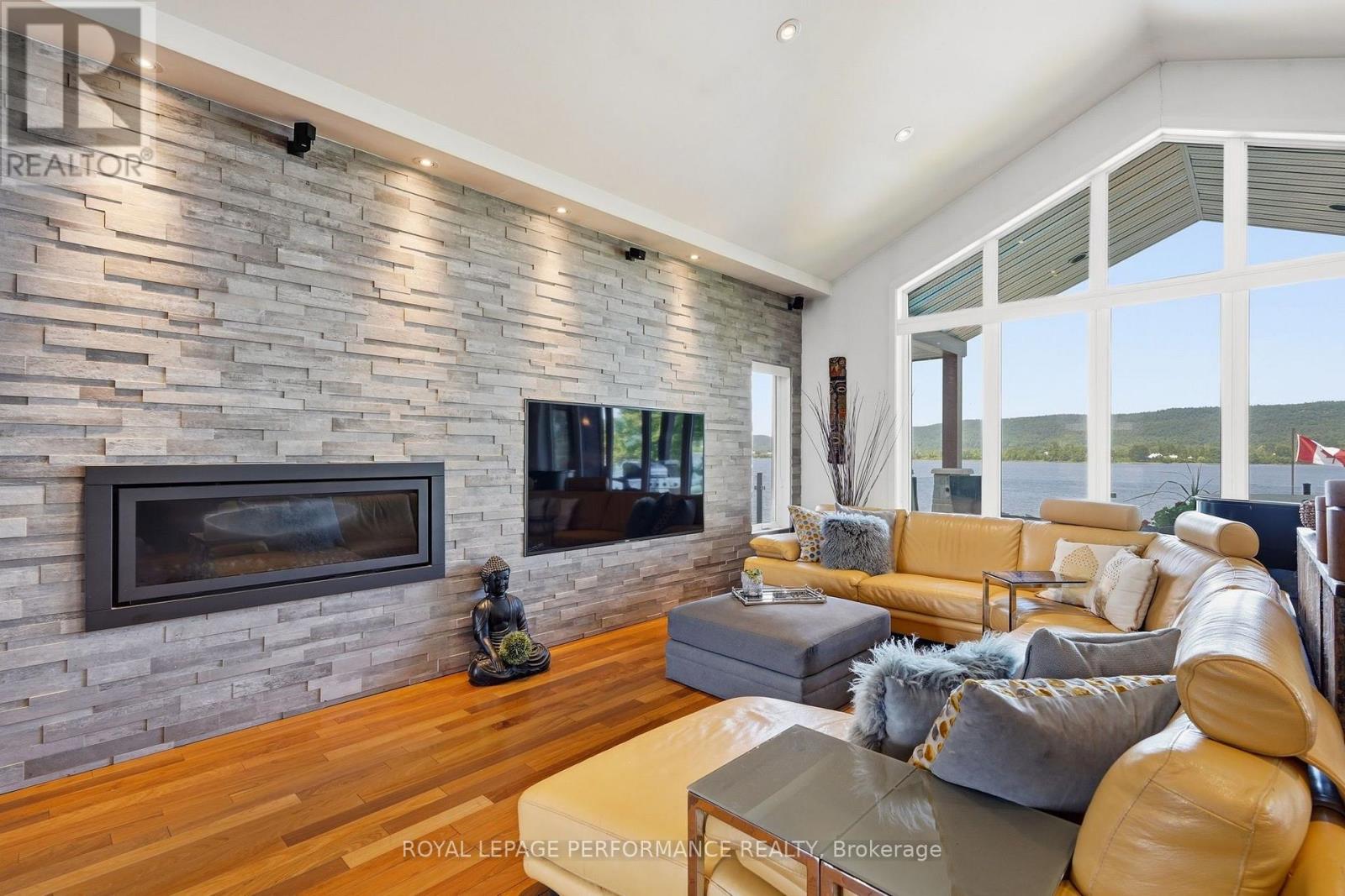 263 Du Domaine Road Property Photo 5