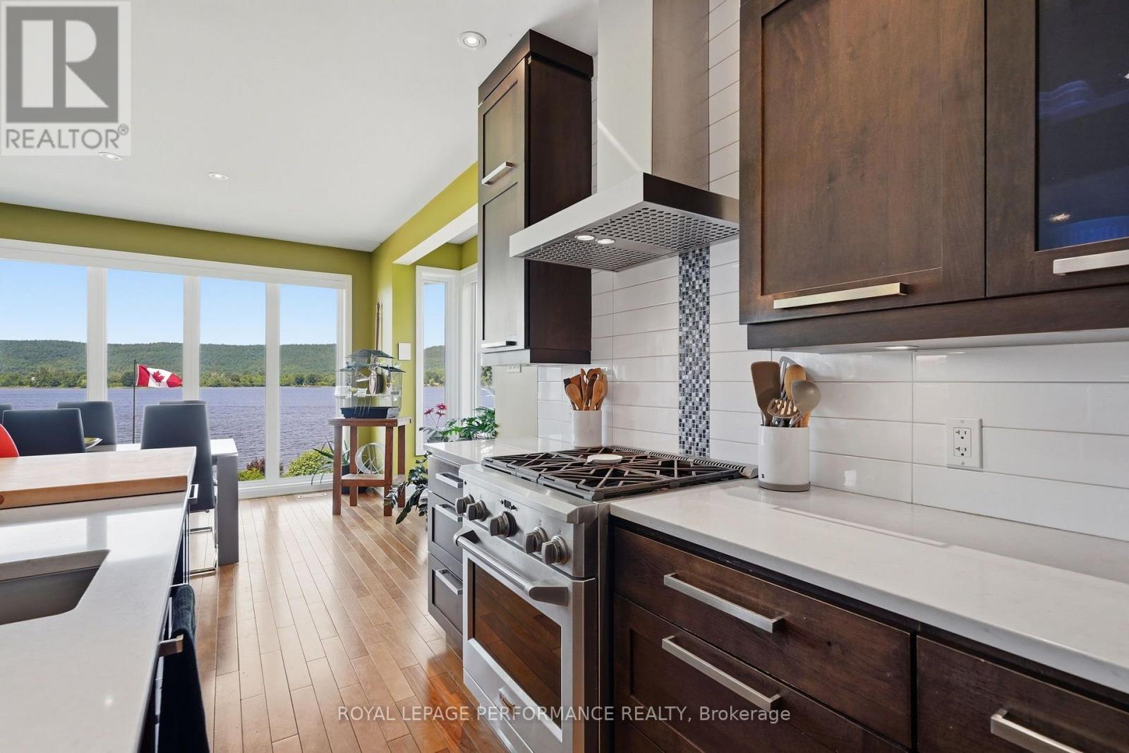 263 Du Domaine Road Property Photo 12