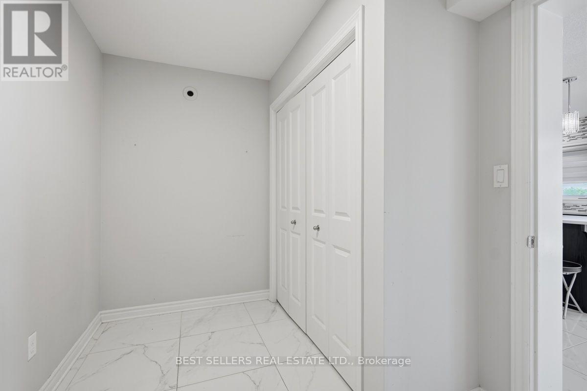 22 Weir Crescent Property Photo 20
