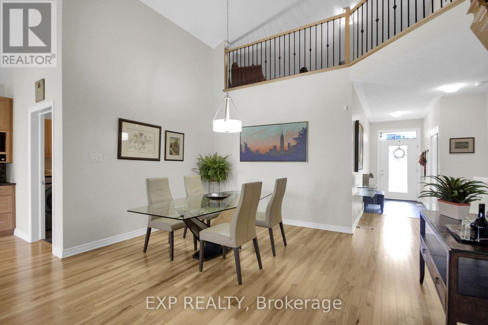 417 Charing Cross Way Property Photo 12