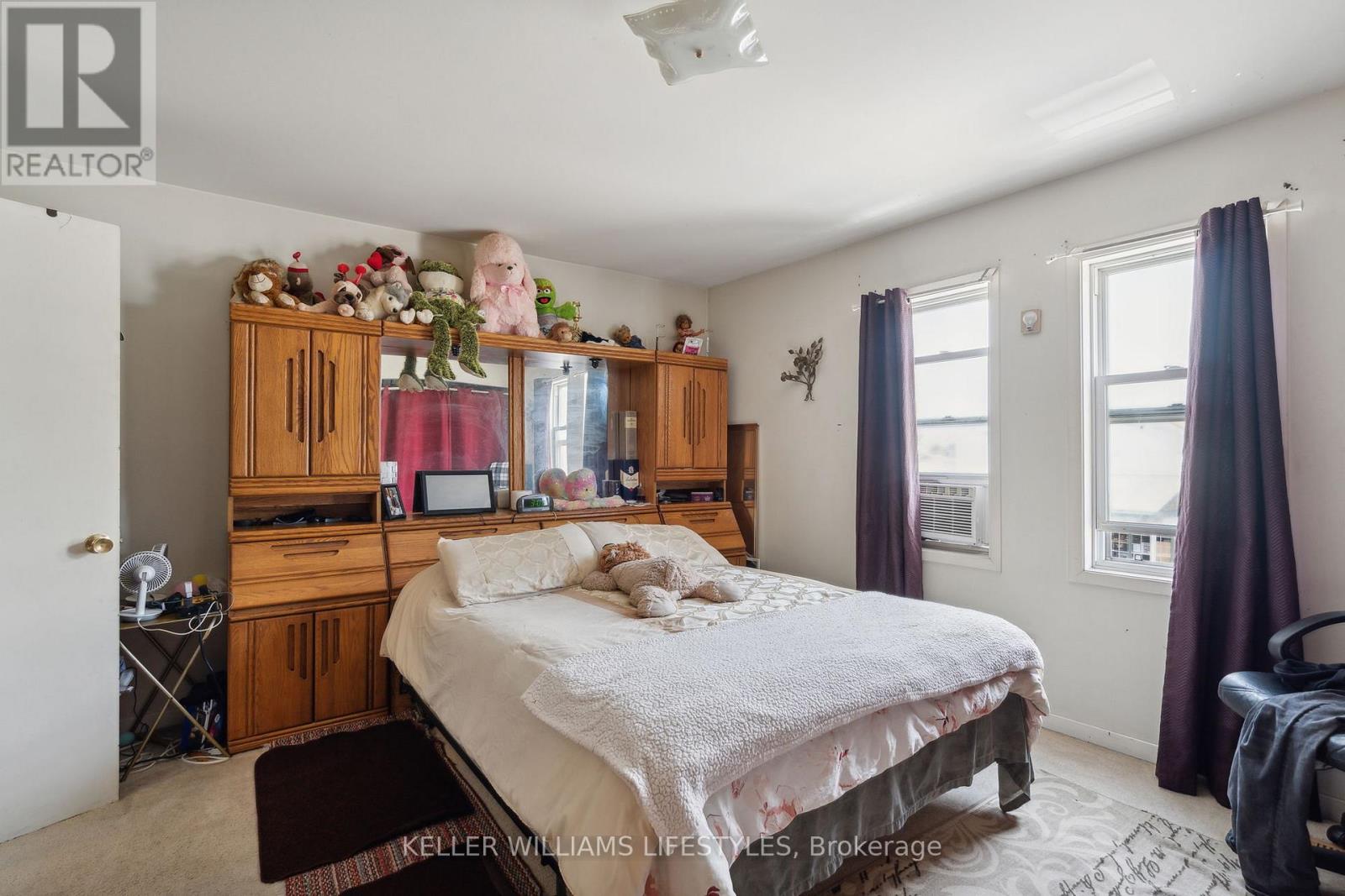 103 Commissioner Street Property Photo 17