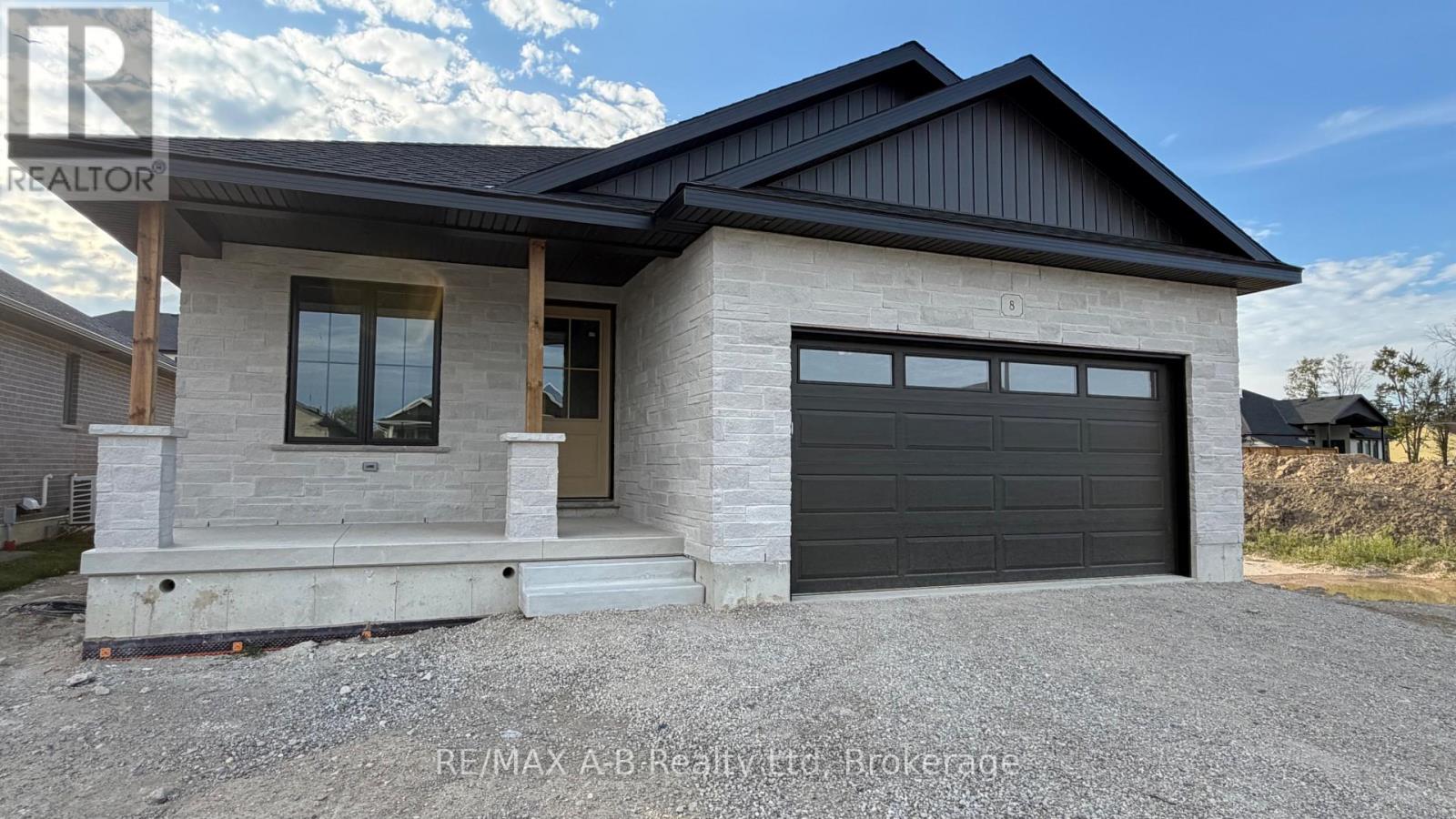 8 Orchard Drive Property Photo 1