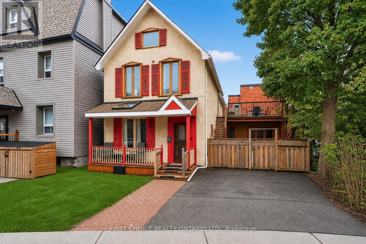 34 GILMOUR STREET