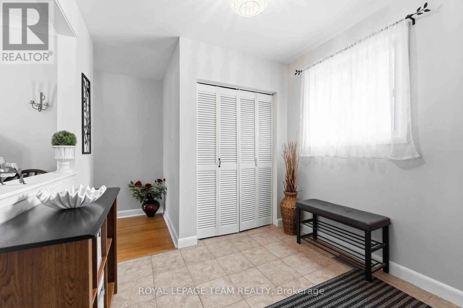 1155 Agincourt Road Property Photo 6