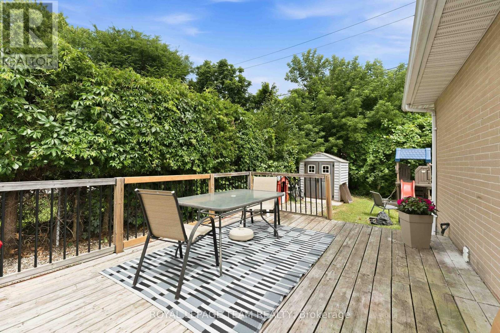 1155 Agincourt Road Property Photo 32