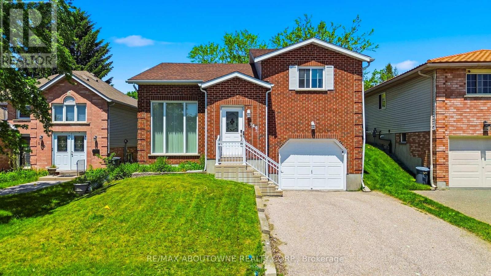 Upper - 146 Bankside Drive N Property Photo 1