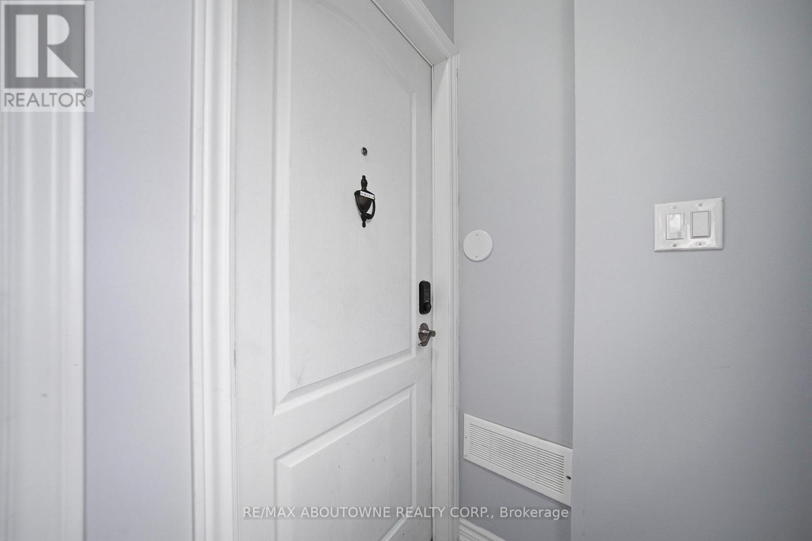 Upper - 146 Bankside Drive N Property Photo 2