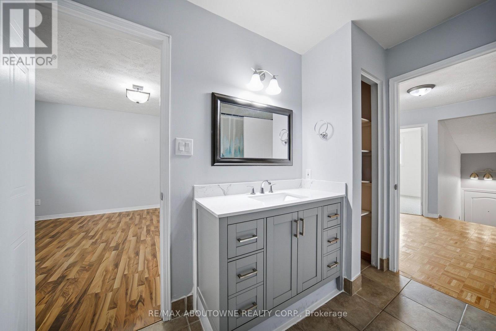 Upper - 146 Bankside Drive N Property Photo 21