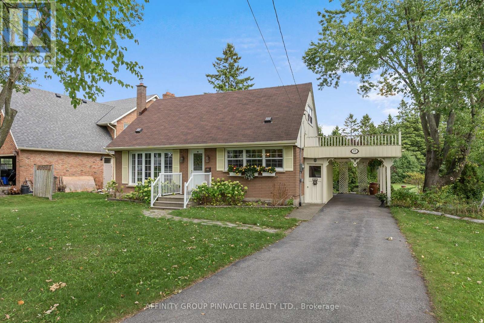 17 Richard Avenue Property Photo 1