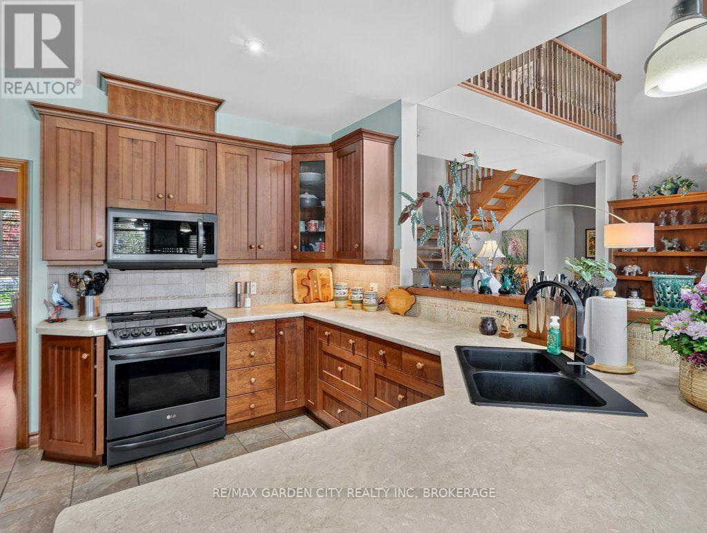 3297 Tallman Drive Property Photo 25