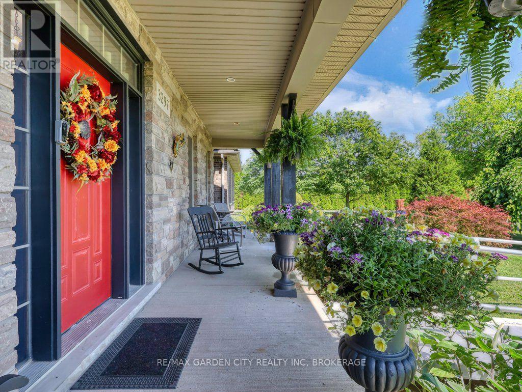 3297 Tallman Drive Property Photo 19