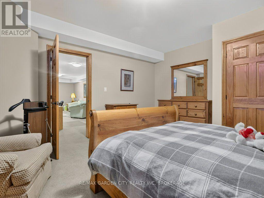 3297 Tallman Drive Property Photo 43