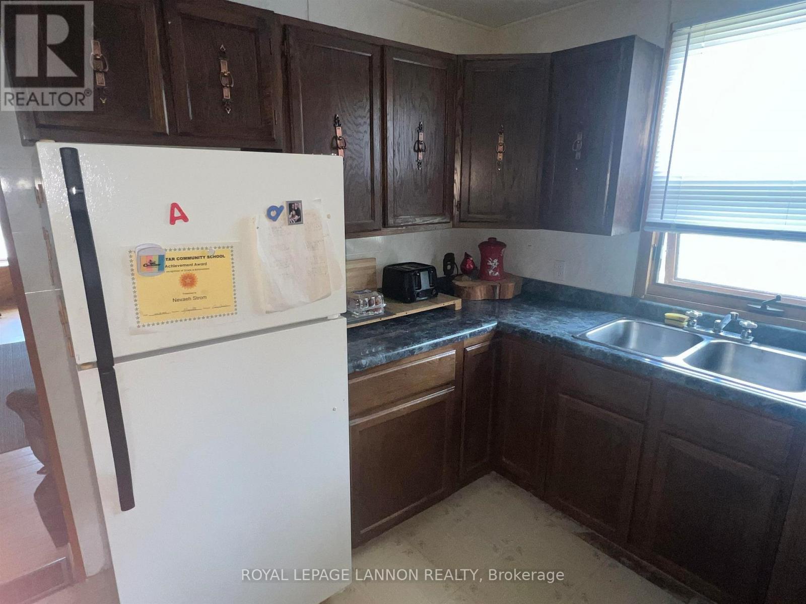 101 Pine Crescent Property Photo 8