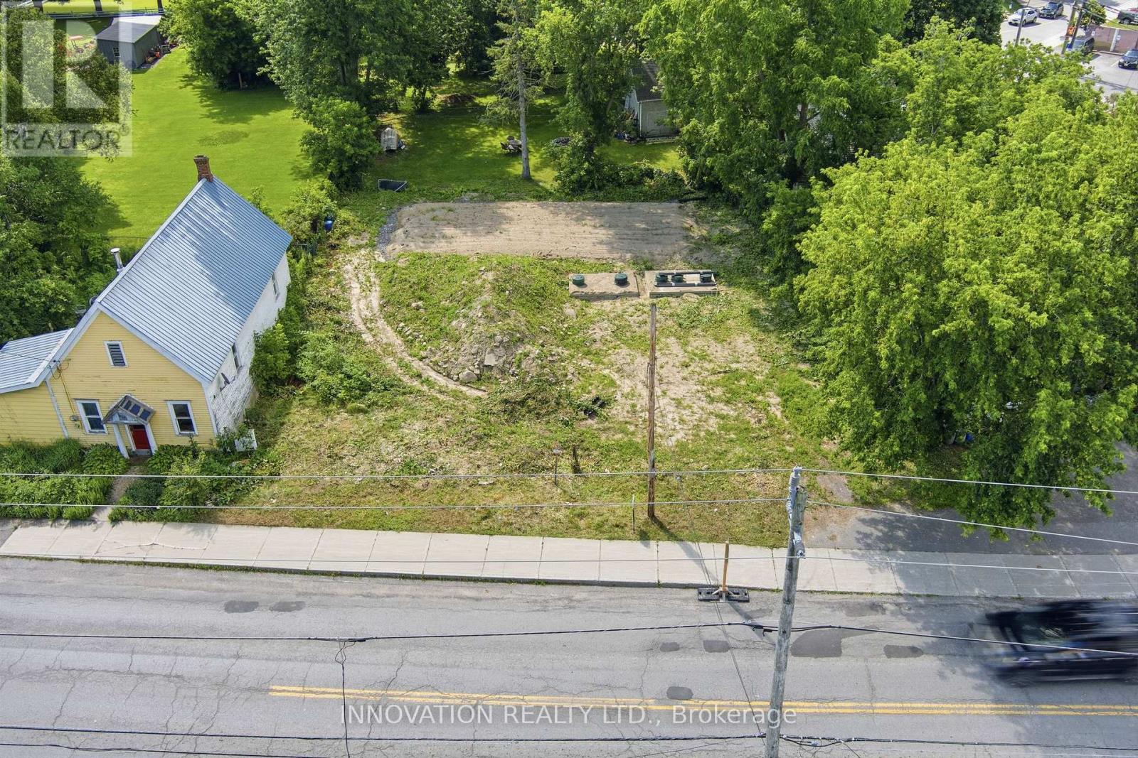 2322 Roger Stevens Drive Property Photo 1