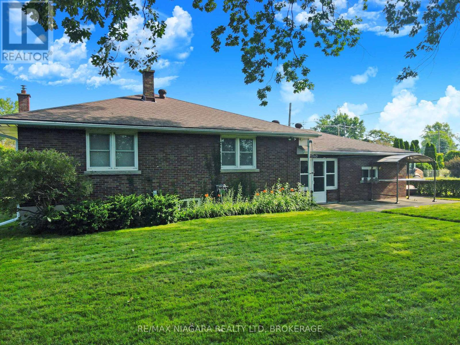 232 Walden Boulevard Property Photo 34