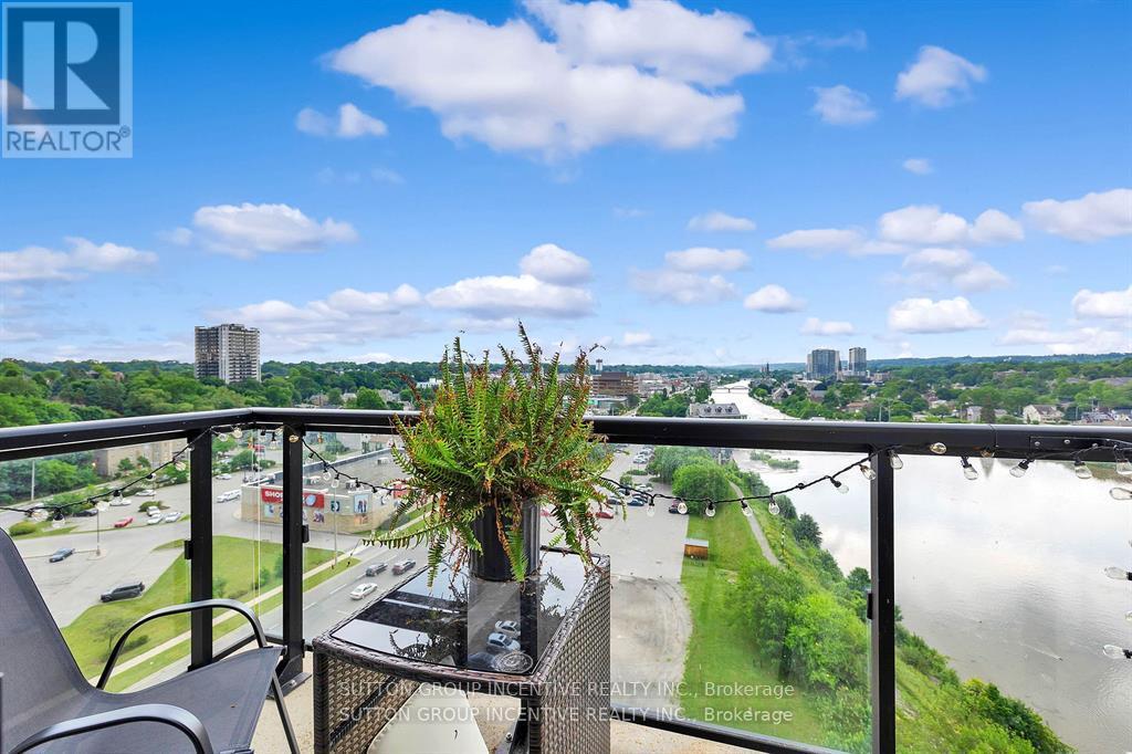 1005 - 150 Water Street Property Photo 1