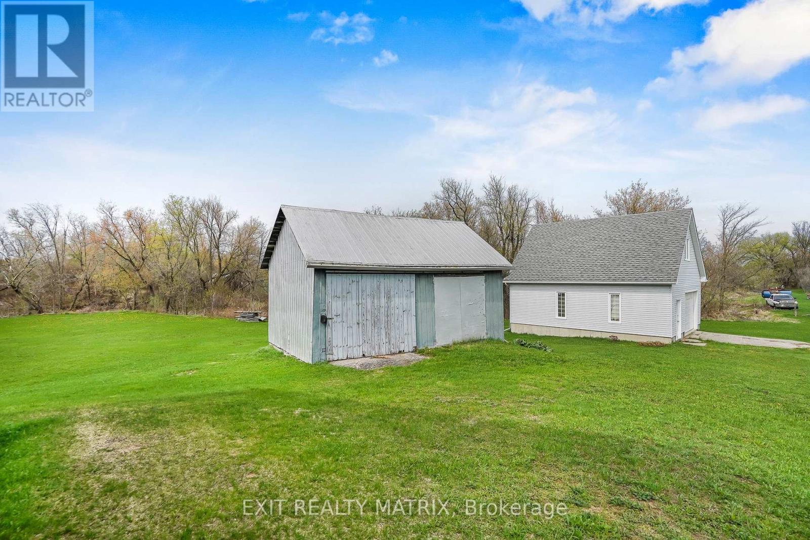 17 Dubois Street Property Photo 23