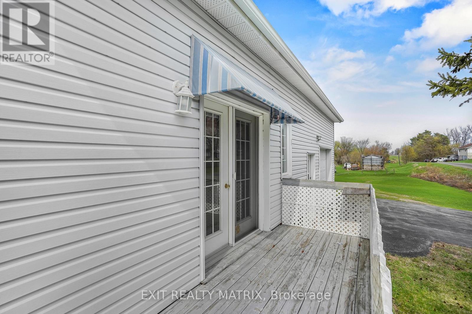 17 Dubois Street Property Photo 27