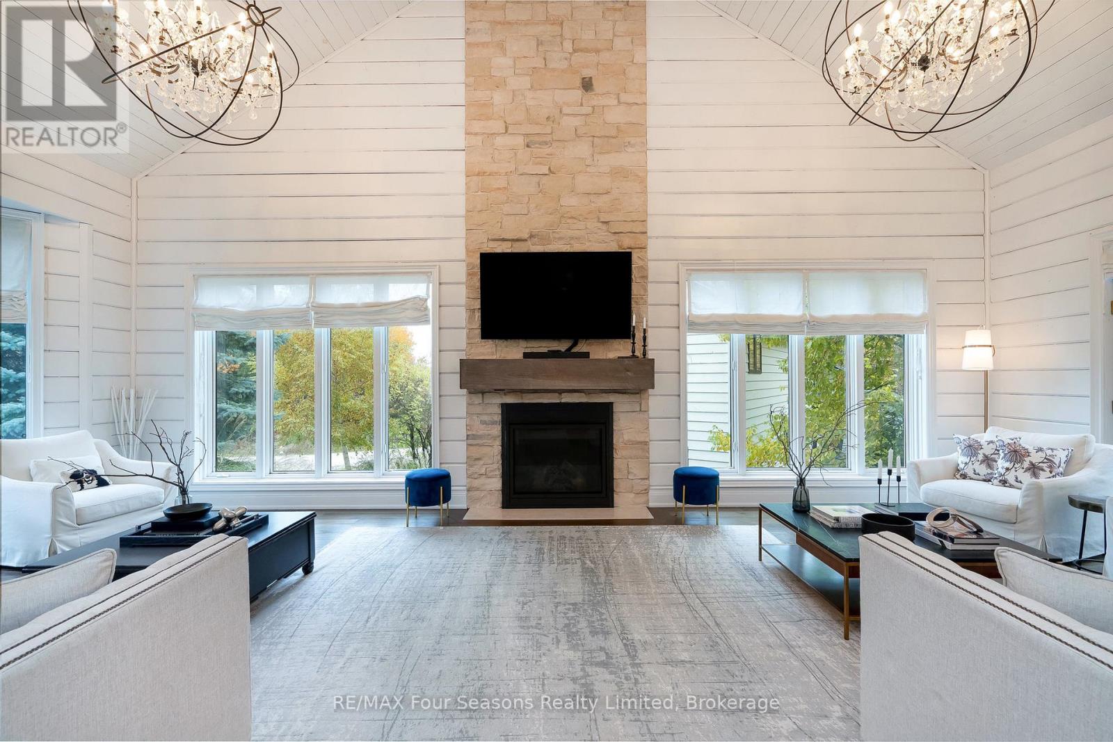 149 Aspen Way Property Photo 6
