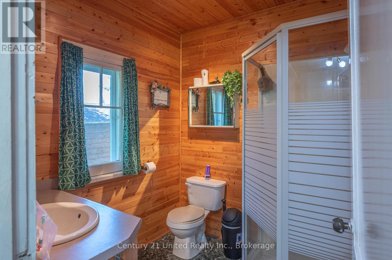 2418 Upper Chemung Drive Property Photo 13
