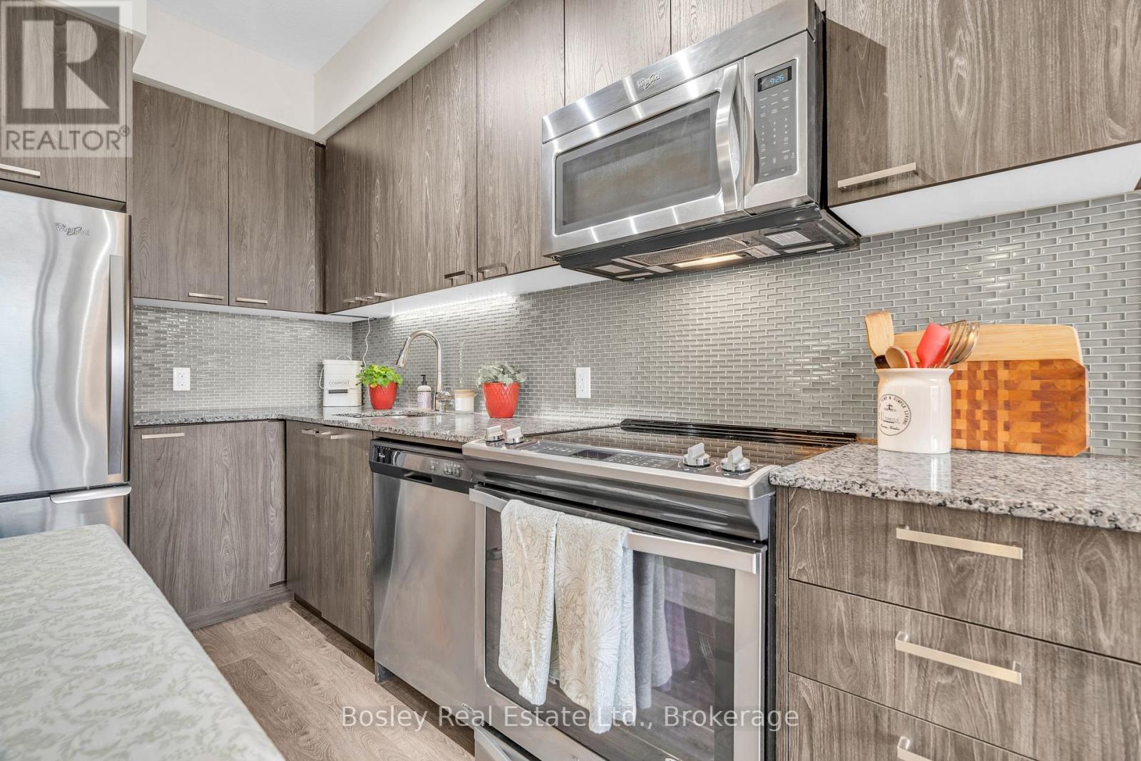 412 - 155 St Leger Street Property Photo 7