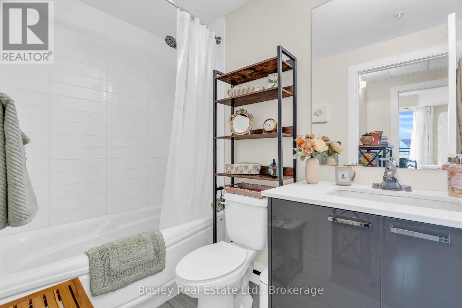 412 - 155 St Leger Street Property Photo 10