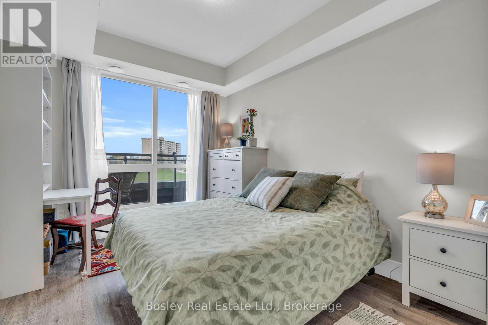 412 - 155 St Leger Street Property Photo 11