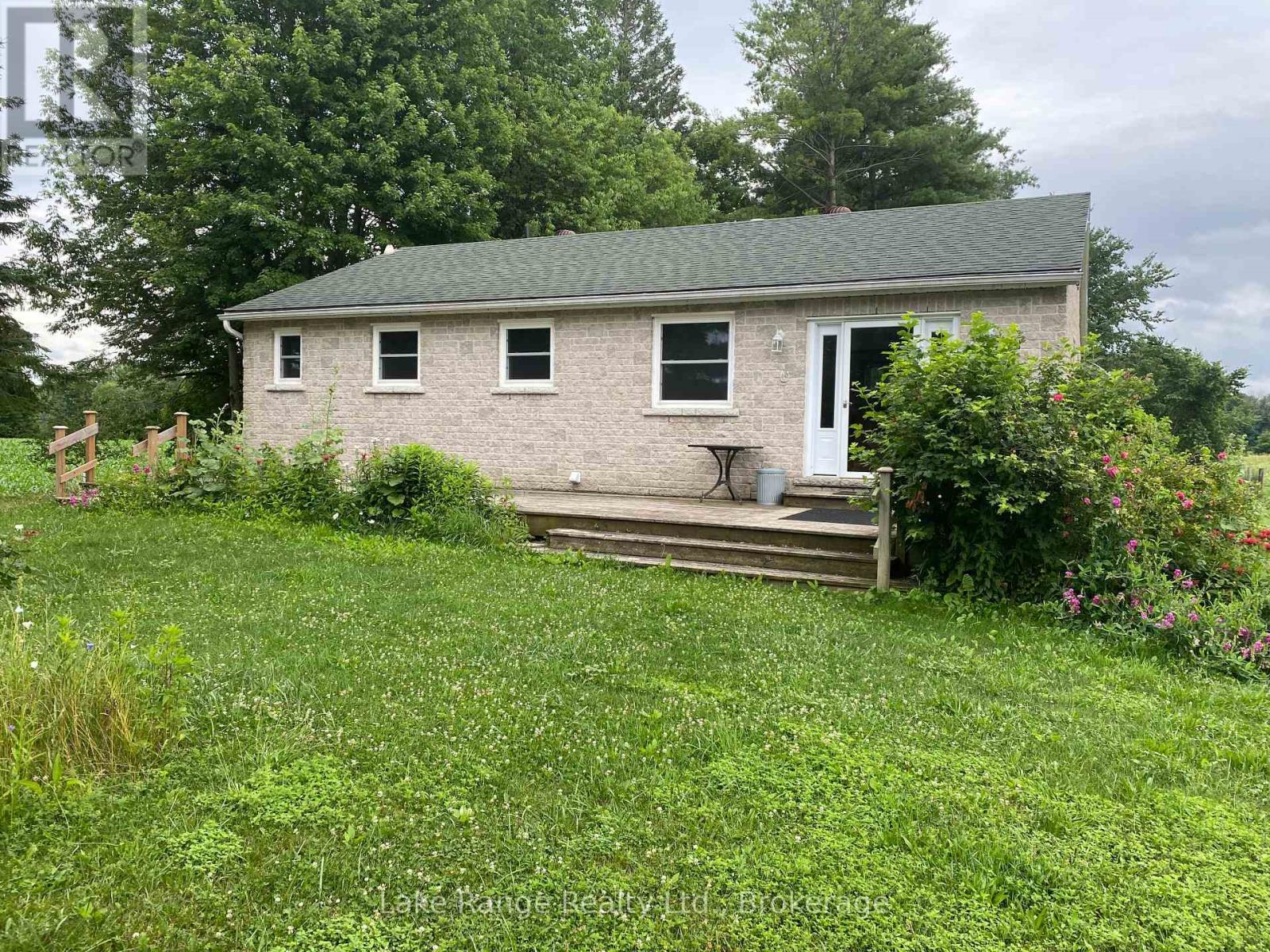2525 14 Concession Property Photo 1