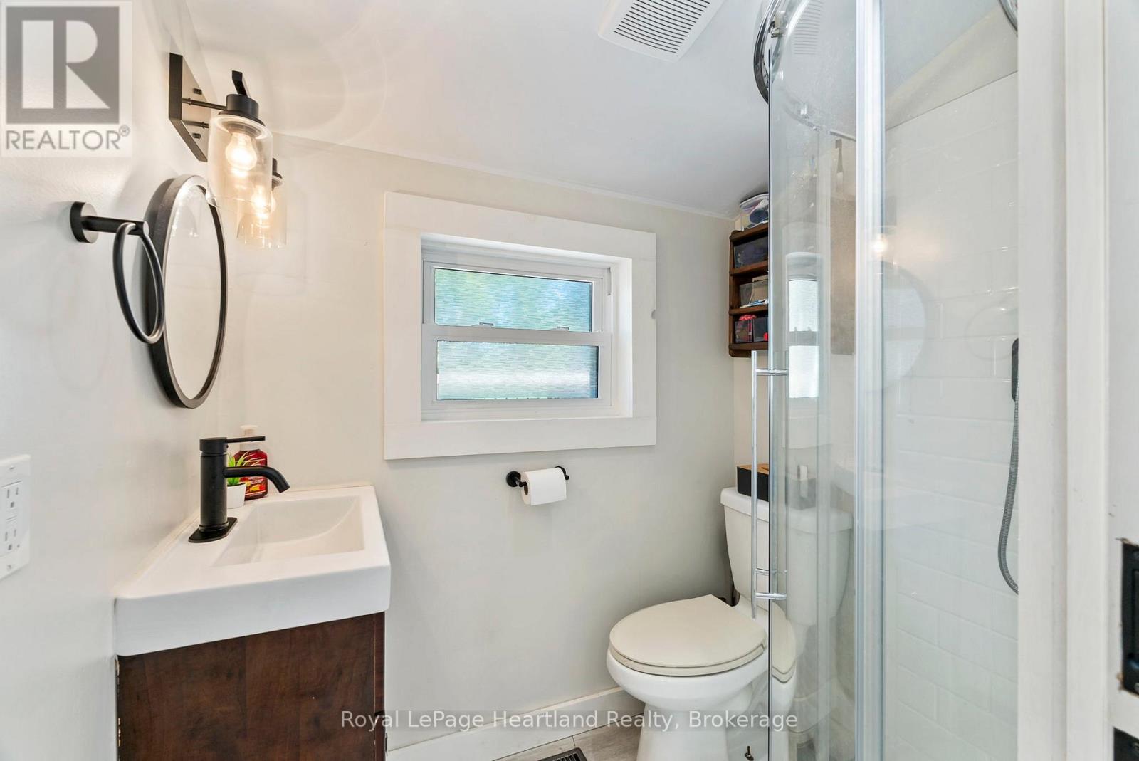 555 Raglan Street Property Photo 31