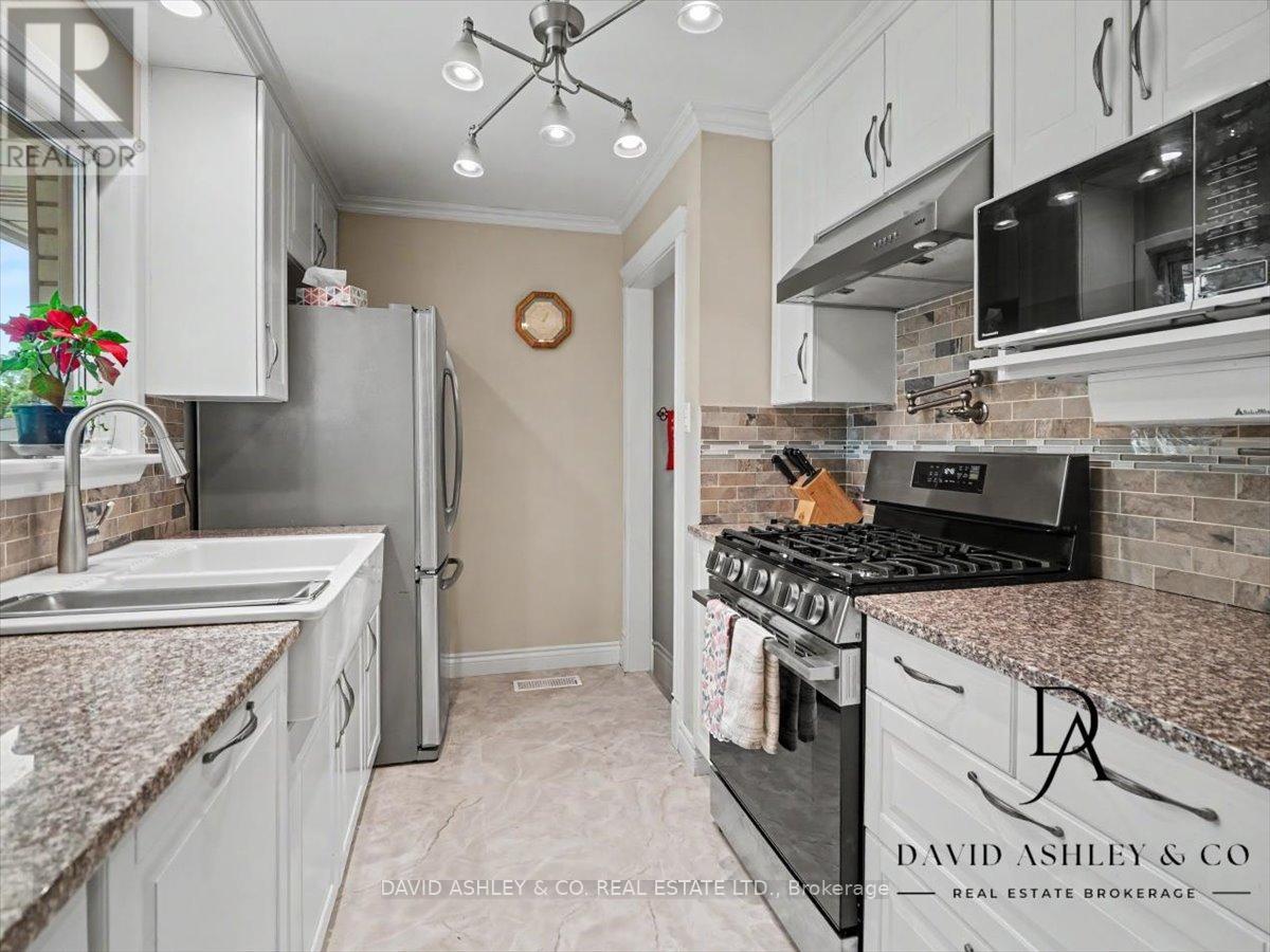 4 Queen Street Property Photo 11