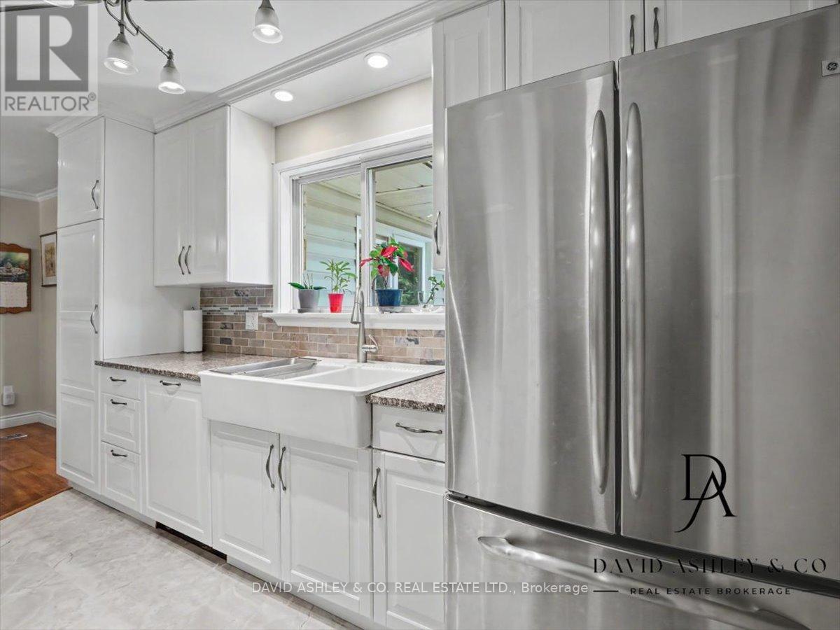 4 Queen Street Property Photo 12